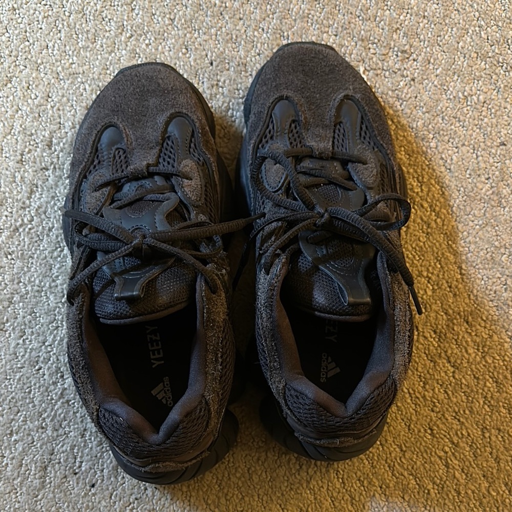 Adidas Yeezy 500 utility black